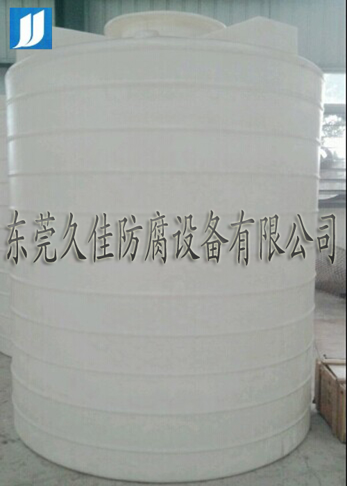 旋轉(zhuǎn)成型聚乙烯PE儲罐是采用哪種聚乙烯材質(zhì)制作？